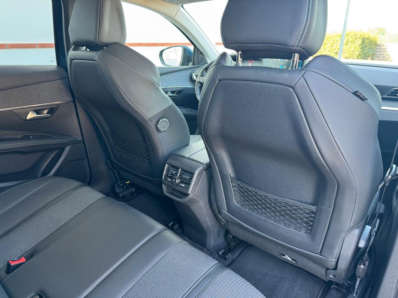 Peugeot 3008 BlueHDi 130 S&S Allure