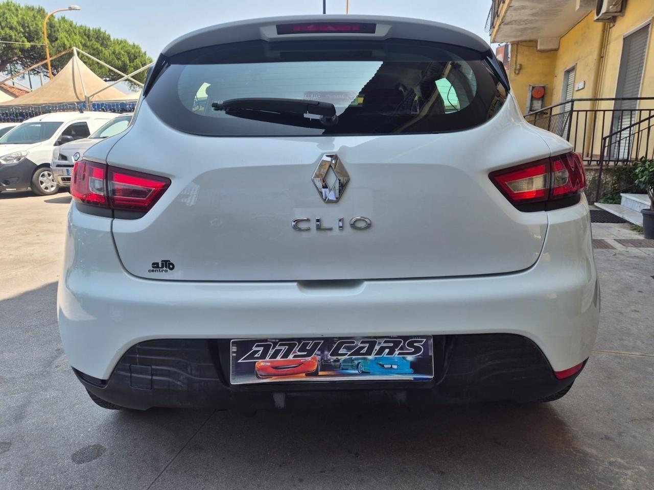 Renault Clio 1.2 75CV 5 porte Wave