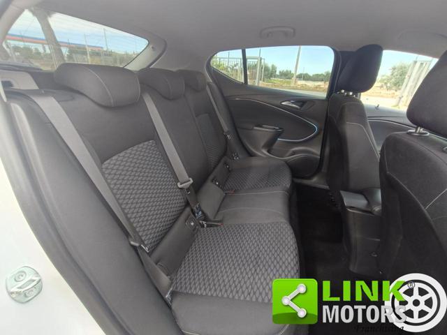 OPEL Astra 1.6 CDTi 110CV 5 porte Premium NEOPATENTATI