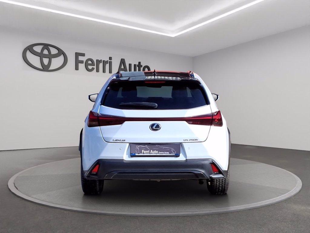 LEXUS Ux 250h 2.0 design 2wd cvt del 2024