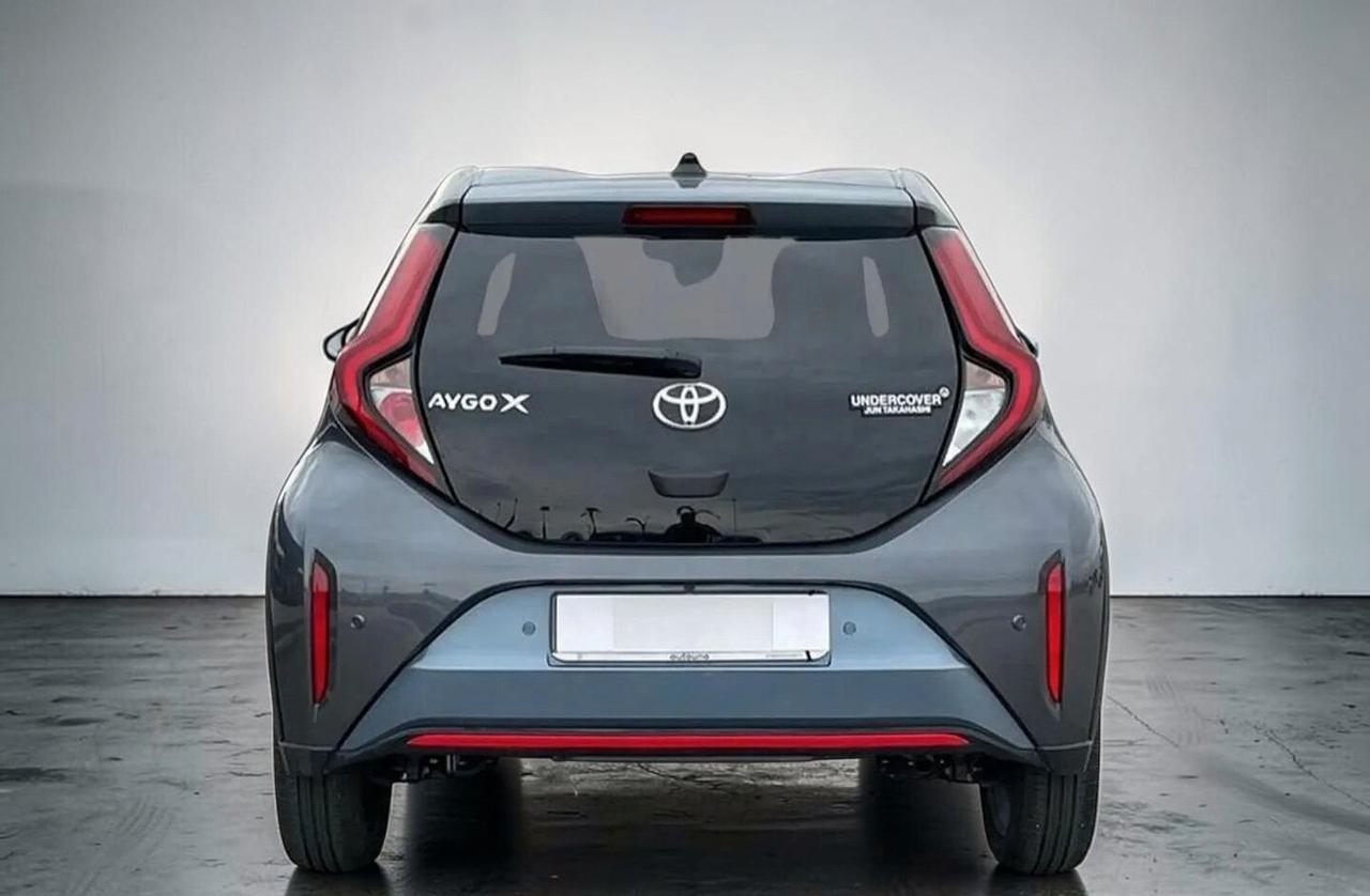 Toyota Aygo X Air X 1.0 Limited Air 72cv