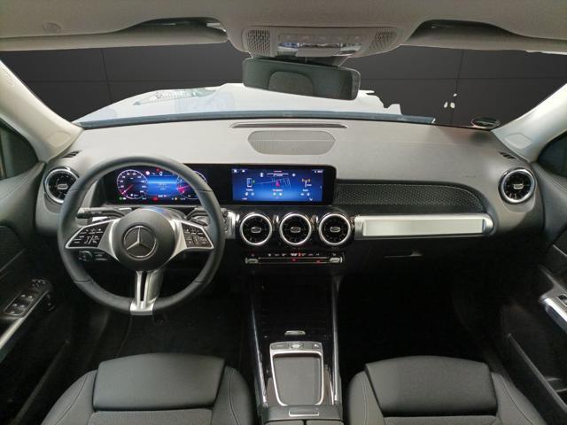 MERCEDES-BENZ GLB 200 Automatic Progressive Advanced