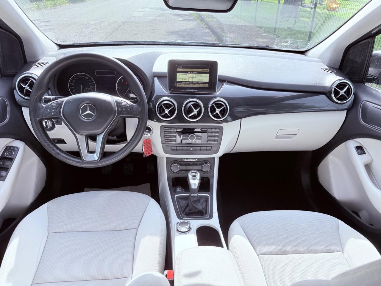 Mercedes-benz B 200 CDI BlueEFFICIENCY