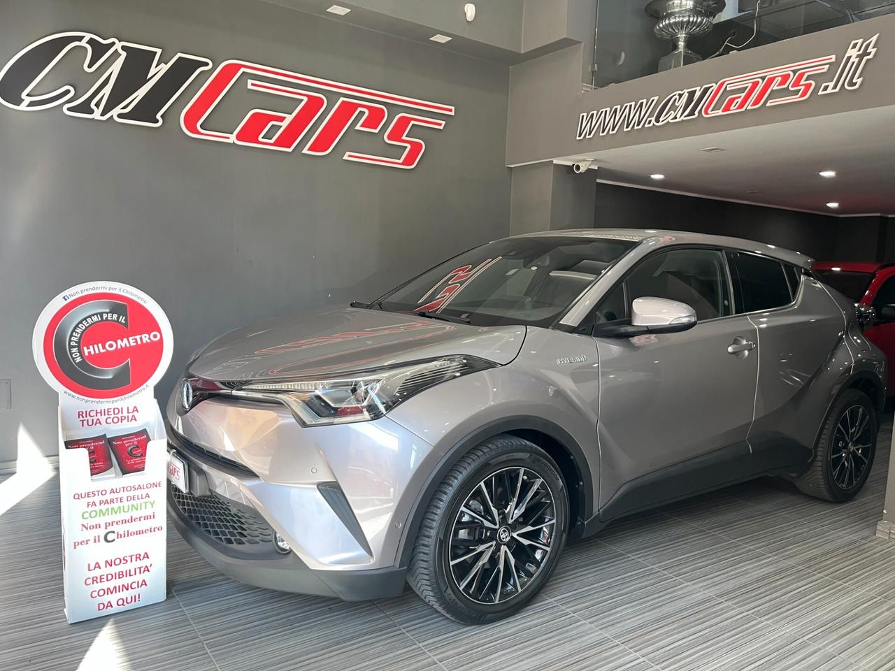 Toyota C-HR 1.8 Full Hybrid 122cv E-CVT Lounge ITALIANA