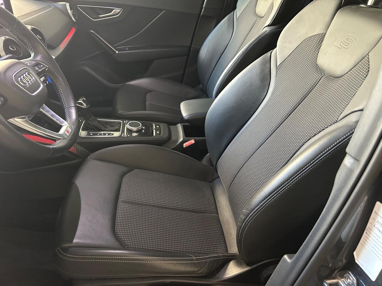 Audi Q2 40 TFSI quattro S tronic line Edition