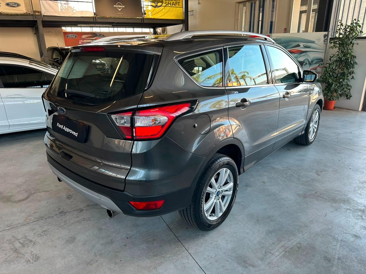 Ford Kuga 2.0 TDCI 150 CV S&S 2WD Titanium