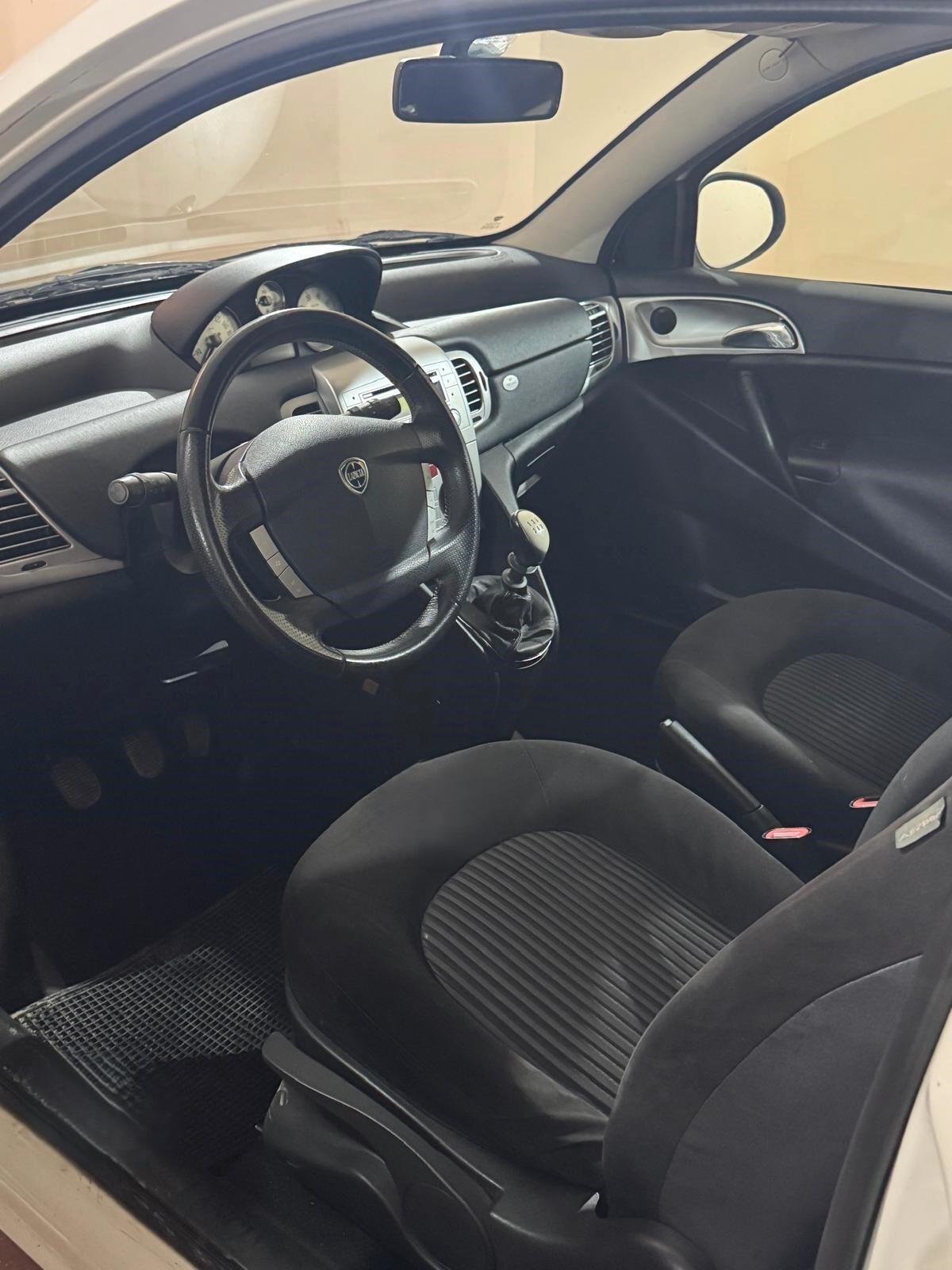 Lancia Ypsilon 1.2 69 CV Diva BLUETOOTH *TAGLIANDI LANCIA*
