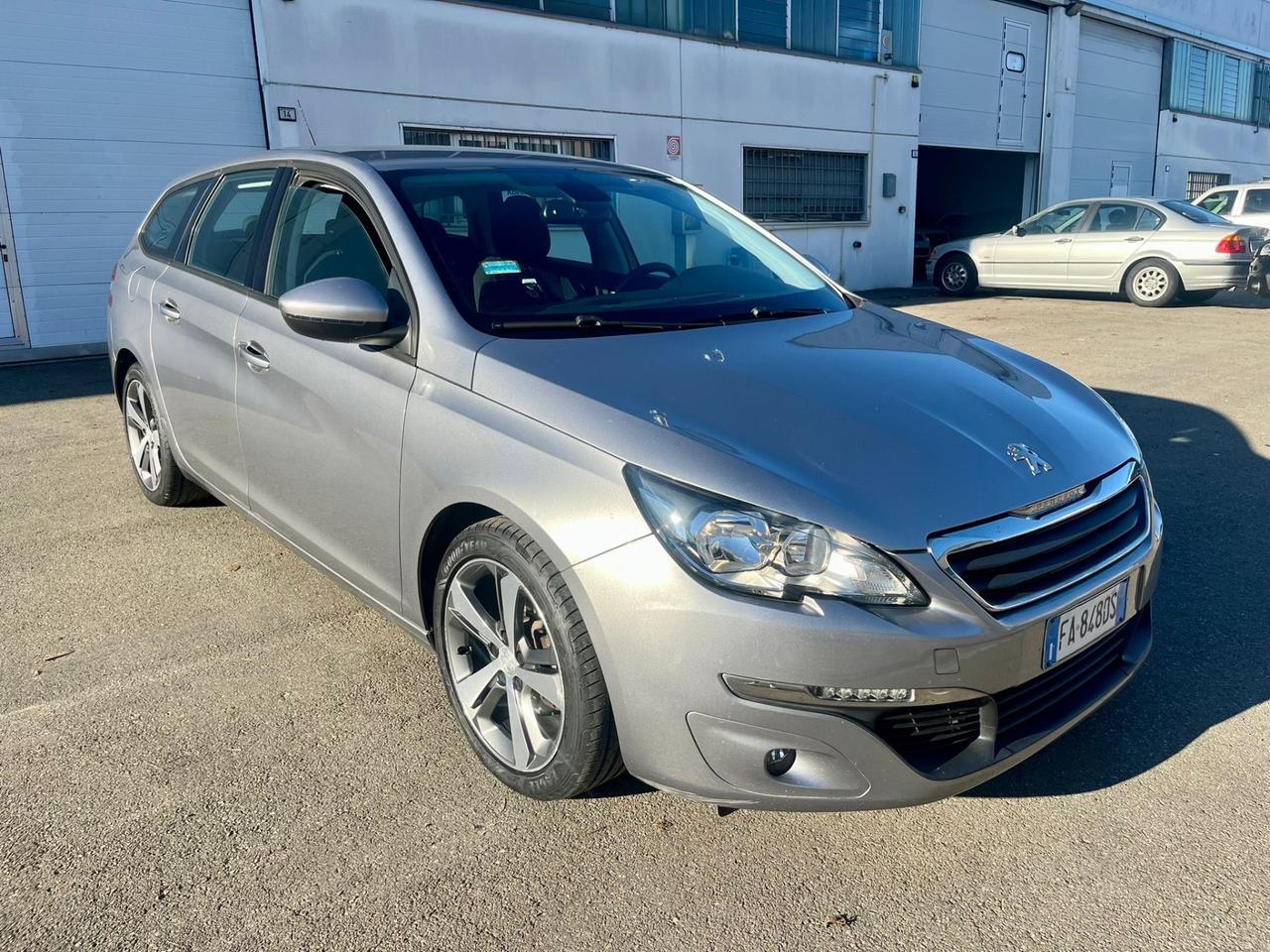 Peugeot 308 BlueHDi 150cv 2015 136.000km perfetta