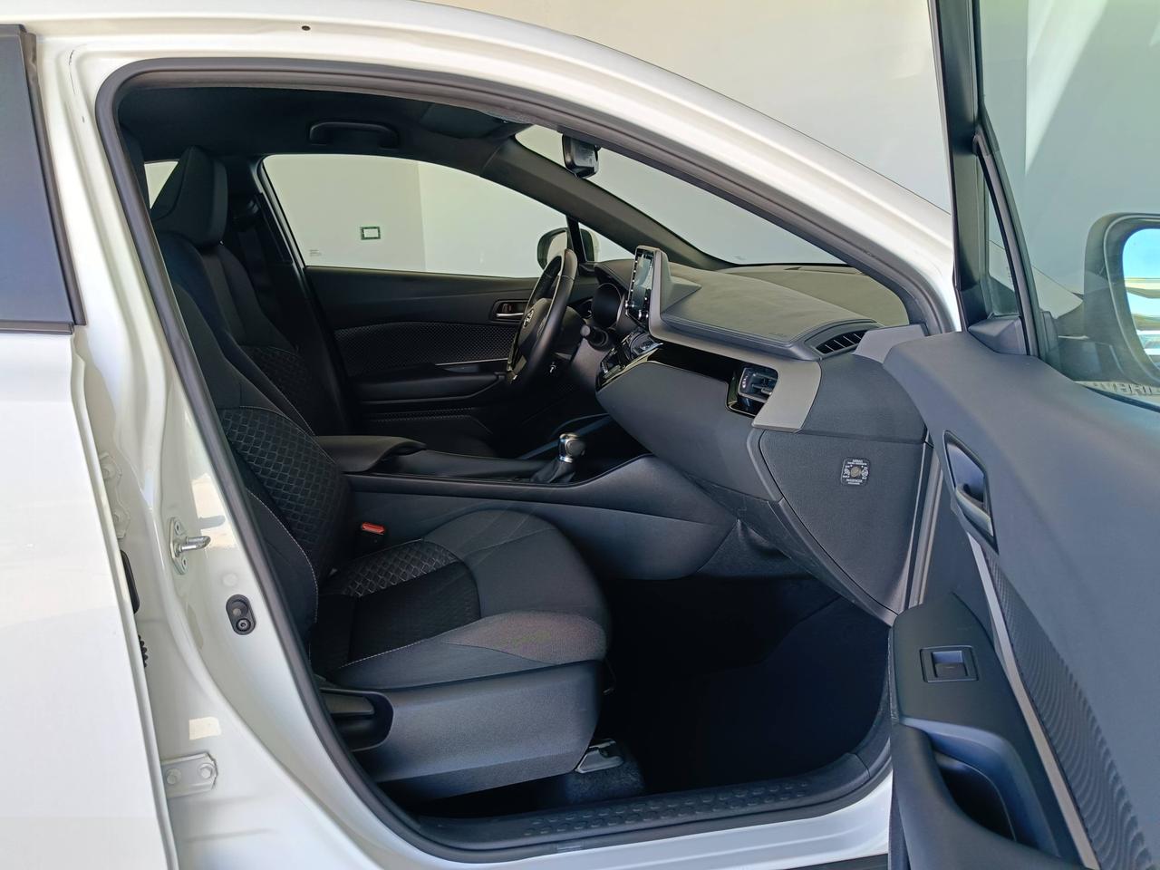 TOYOTA C-HR 1.8H ACTIVE MY21