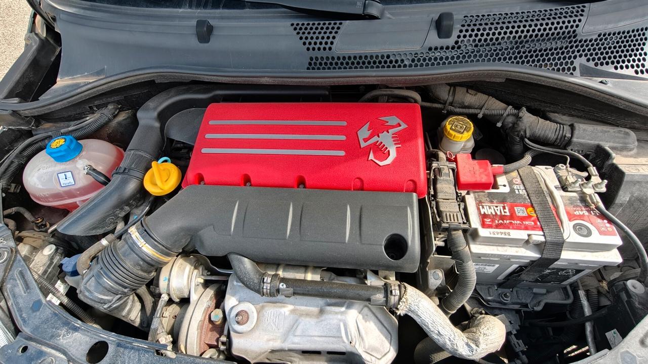 Abarth 595 C 1.4 Turbo T-Jet 165 CV Turismo