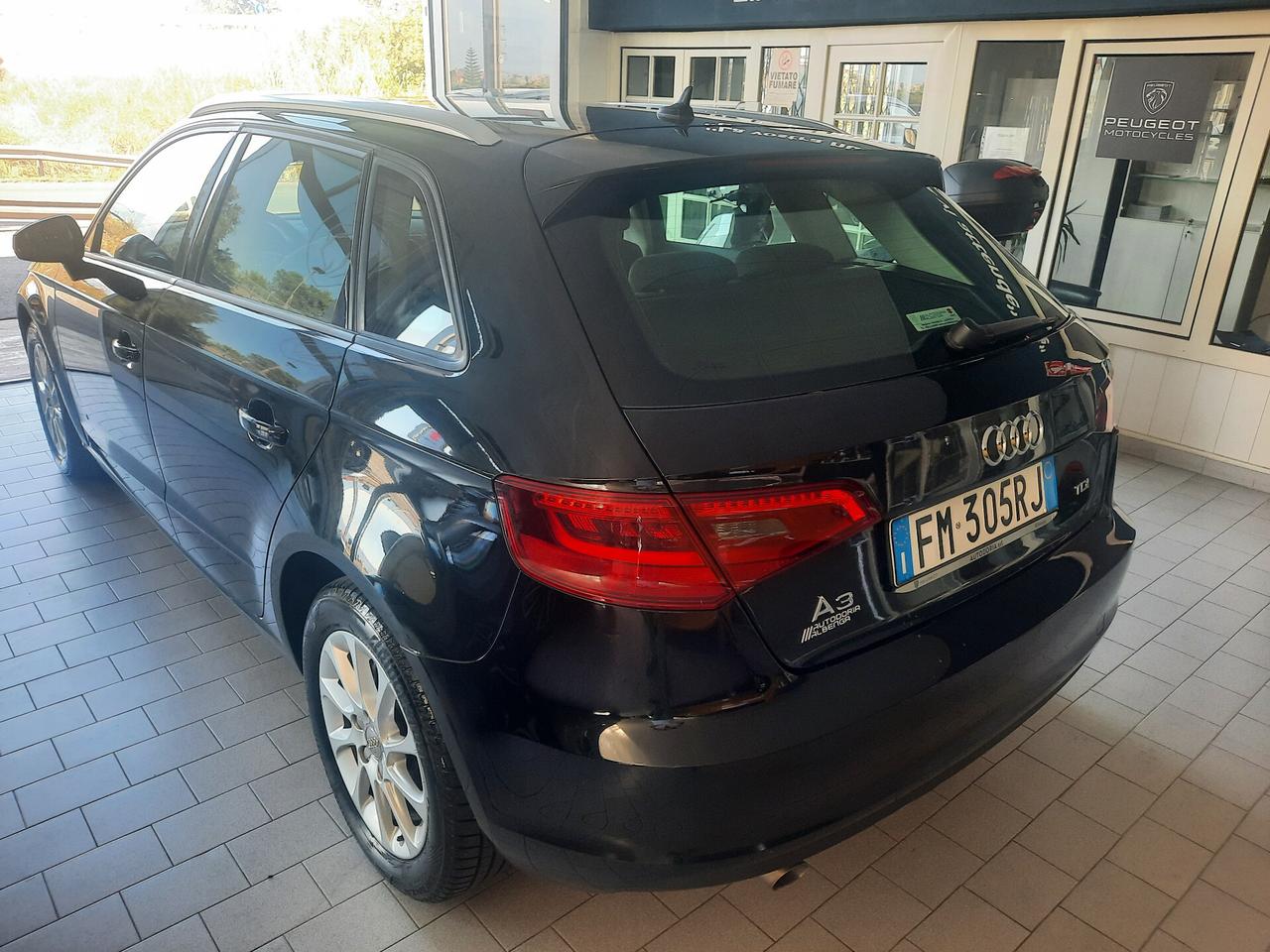 Audi A3 SPB 1.6 TDI clean diesel Attraction