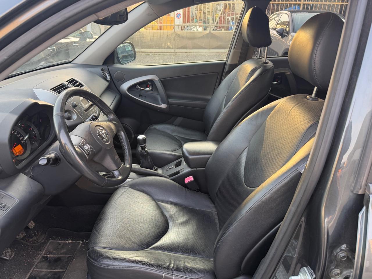 TOYOTA RAV4 2.2 177CV 4X4 PELLE GANCIO TRAINO