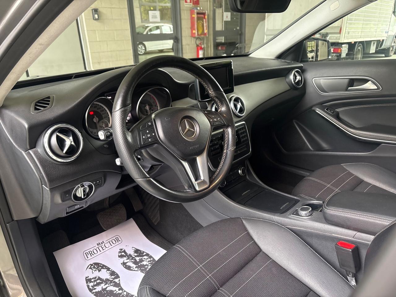 Mercedes-benz GLA 200 CDI Automatic