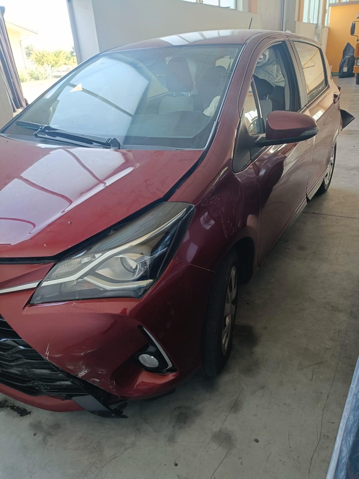 Toyota Yaris 1.0 72 CV 5 porte Active