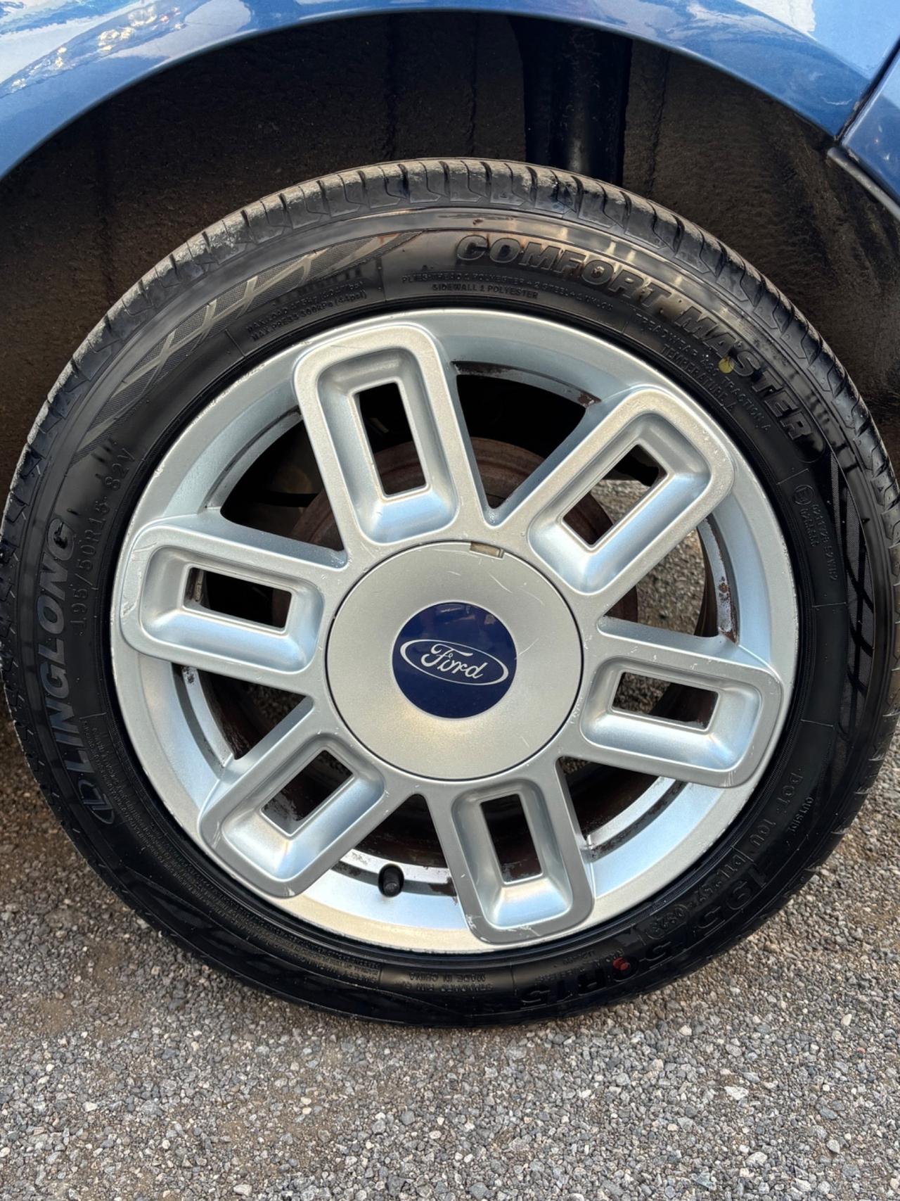 Ford Fiesta 1.4 TDCi 68CV 3 porte Titanium