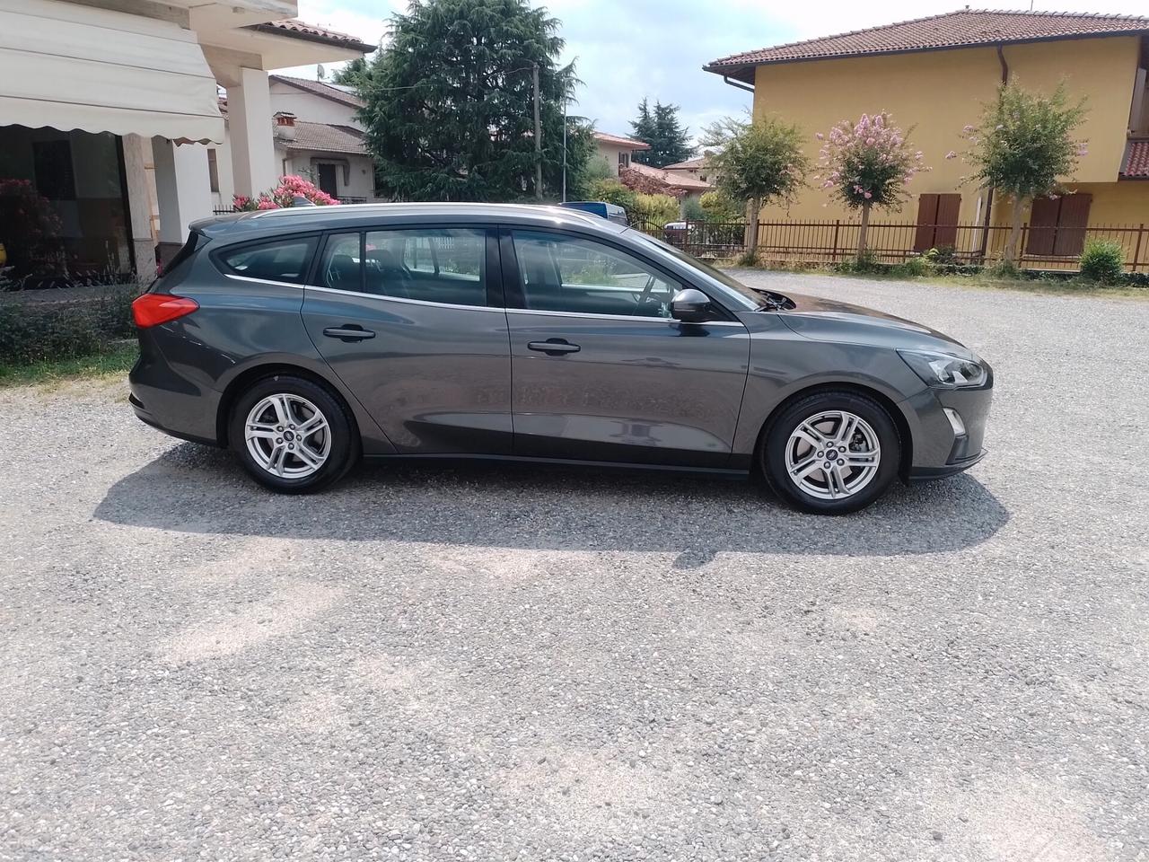 Ford Focus 1.0 EcoBoost Hybrid 125 CV SW Business
