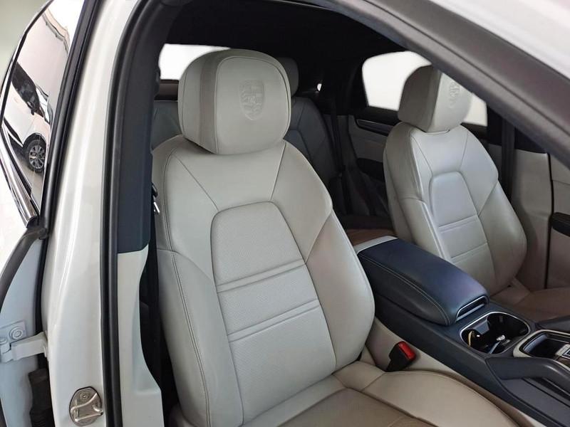 PORSCHE CAYENNE COUPE 3.0 V6 E-HYBRID PLATINUM EDITION SUV