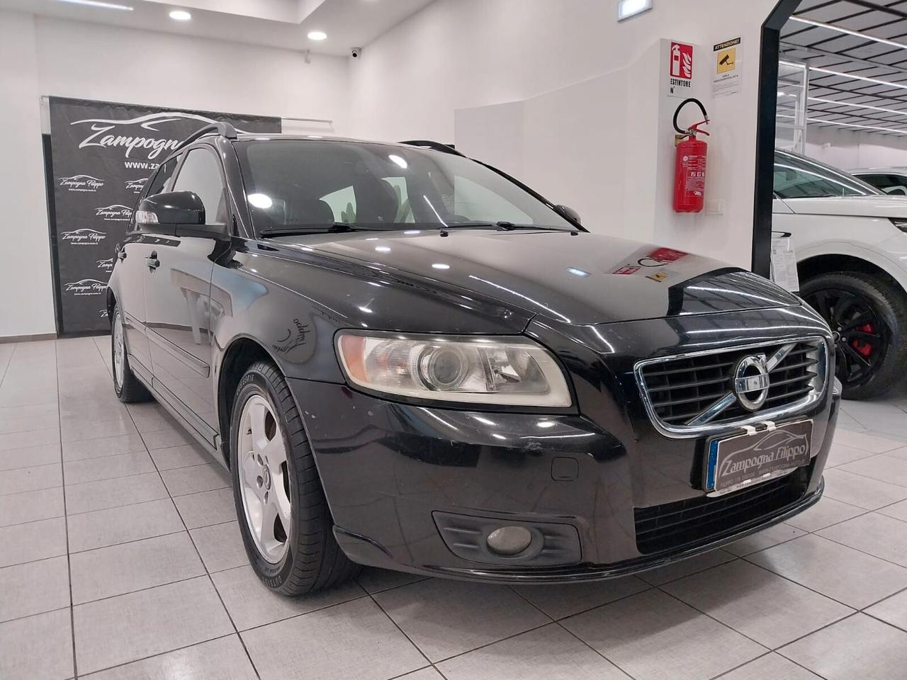 Volvo V50 2.0 150CV R-design 2011