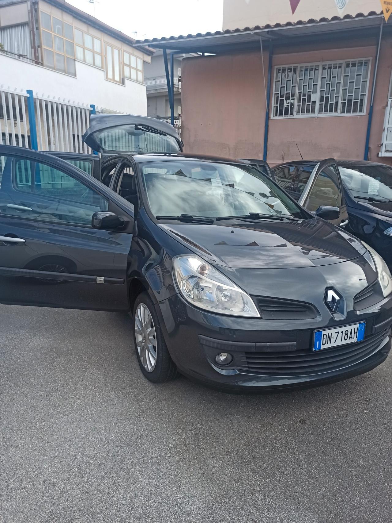 Renault Clio Storia 1.2 75 cv 5 porte Dynamique