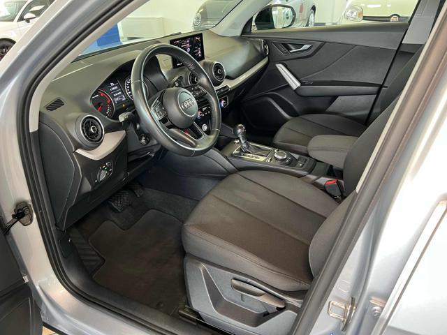 AUDI Q2 35 TDI quattro S tronic Business