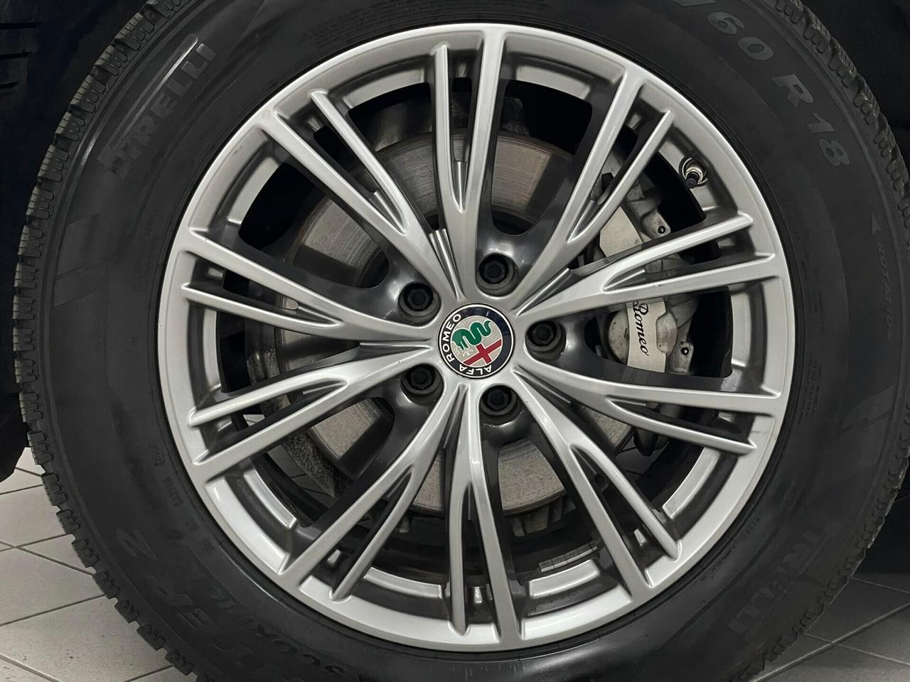 Alfa Romeo Stelvio 2.2 TD 190 CV BUSINESS Q4 DISTRIBUZIONE ESEGUITA