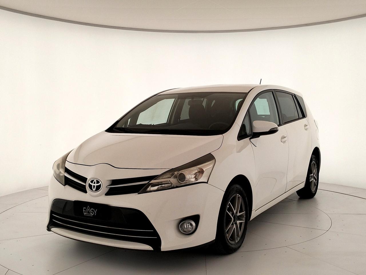 Toyota Verso 1.6 D-4D - 7 POSTI