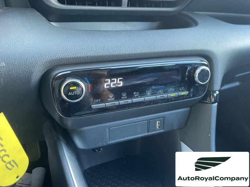 Toyota Yaris 1.5 Hybrid 5 porte Active