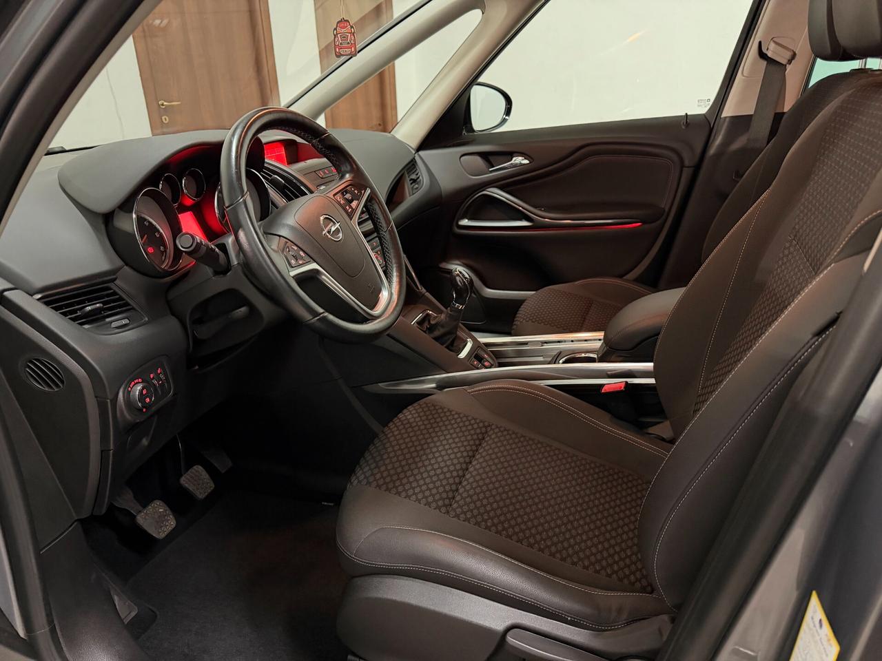 Opel Zafira Tourer 1.6 CDTi 136CV Cosmo 7 POSTI