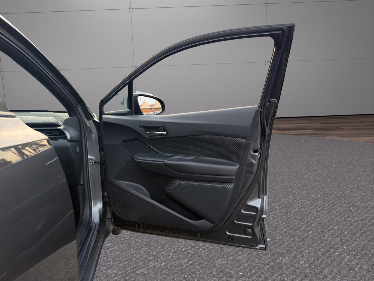 Toyota C-HR 5 Porte C-HR 1.8 - Unipro - Promo FInanziamento - IVA DEDUCIBILE