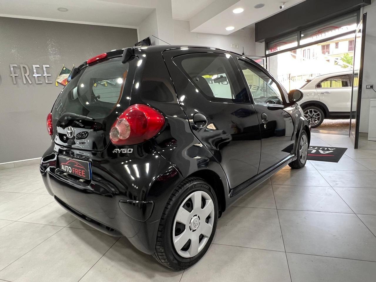 Toyota Aygo 1.0 12V VVT-i 5 porte