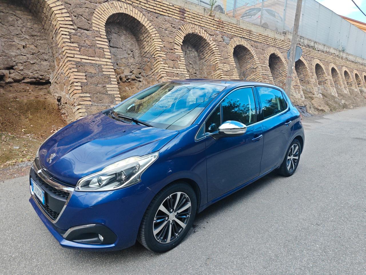 Peugeot 208 BlueHDi 75 5 porte Allure