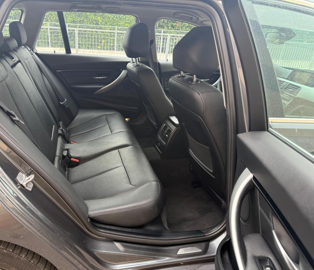 Bmw 318d 150cv Luxury Automatica