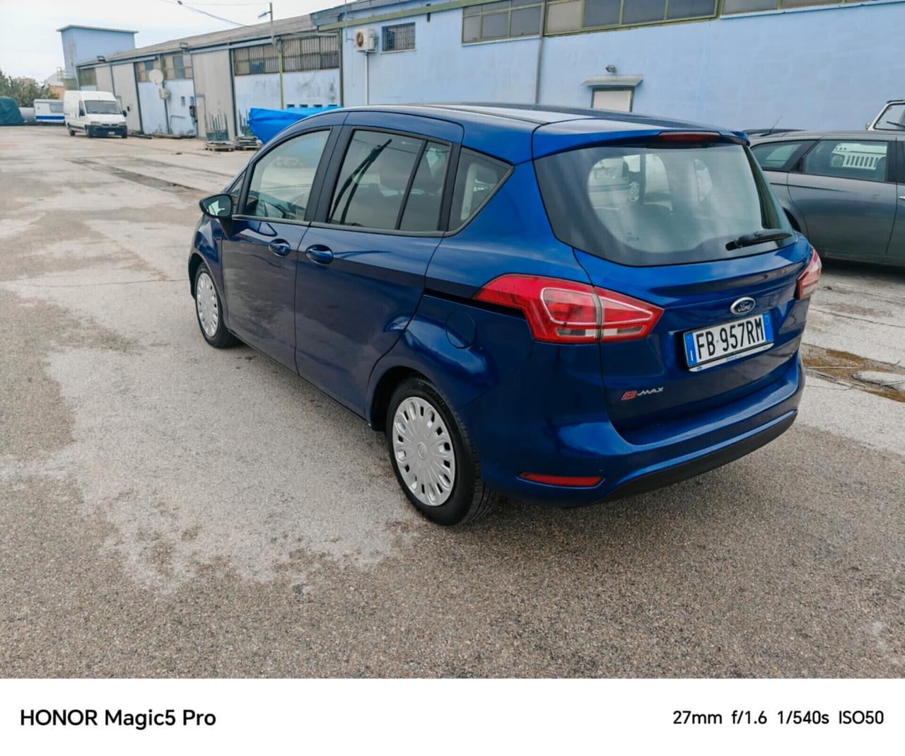 Ford B-Max 1.4 90 CV GPL Business Titanium