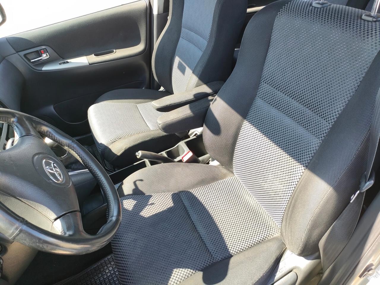Toyota Corolla OK NEOPATENTATI