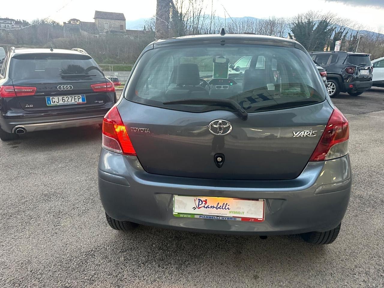 Toyota Yaris 1.3 BENZ 5 porte Sol