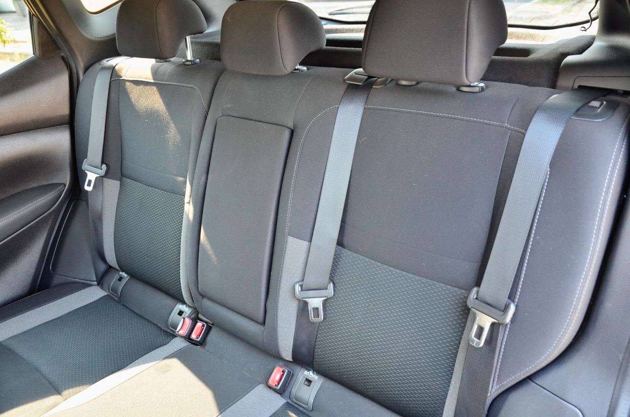 NISSAN QASHQAI 1.5 DCI N-CONNECTA 115cv, UNICOPROPRIETARIO, EURO 6D, SERVICE DIMOSTRABILI, TETTO, RETRO 360°, NAVI, PERMUTE