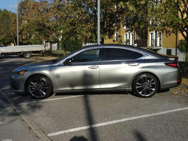 Lexus ES 300 ES 300h 2.5 F Sport cvt