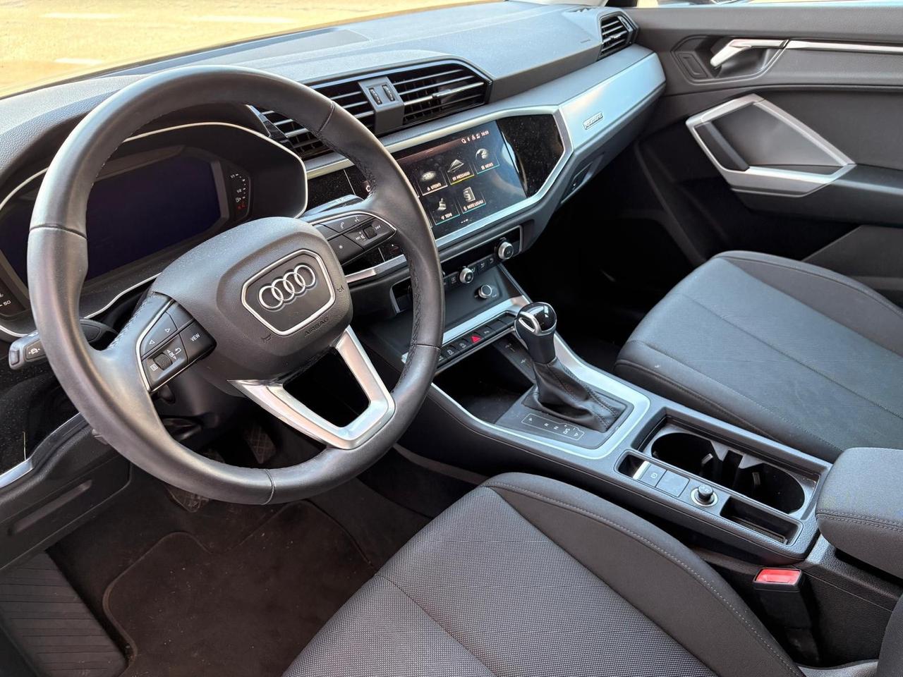 Audi Q3 SPB 35 TDI quattro S tronic Business Plus