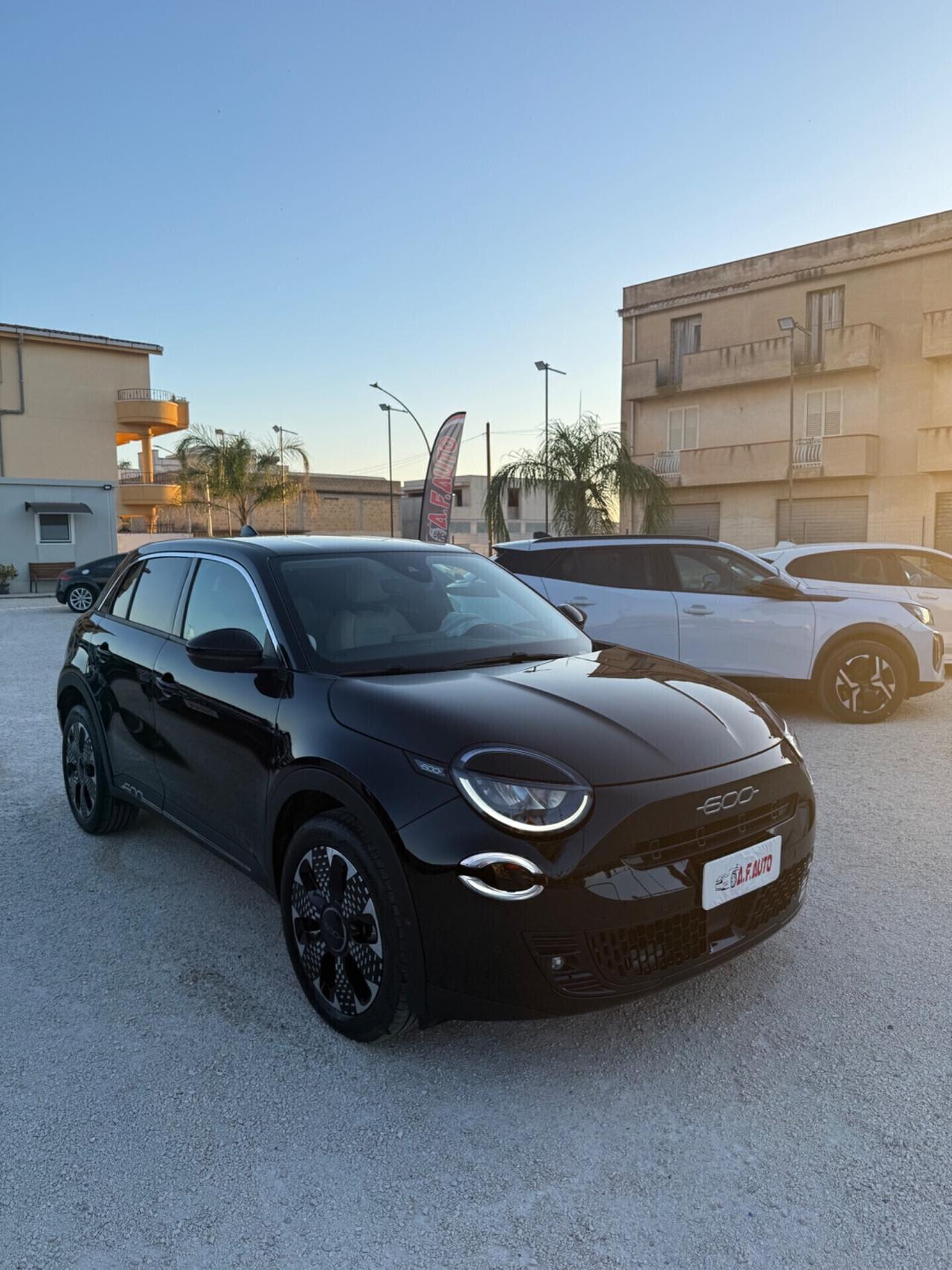 Fiat 600 Hybrid 110 CV DCT MHEV La Prima
