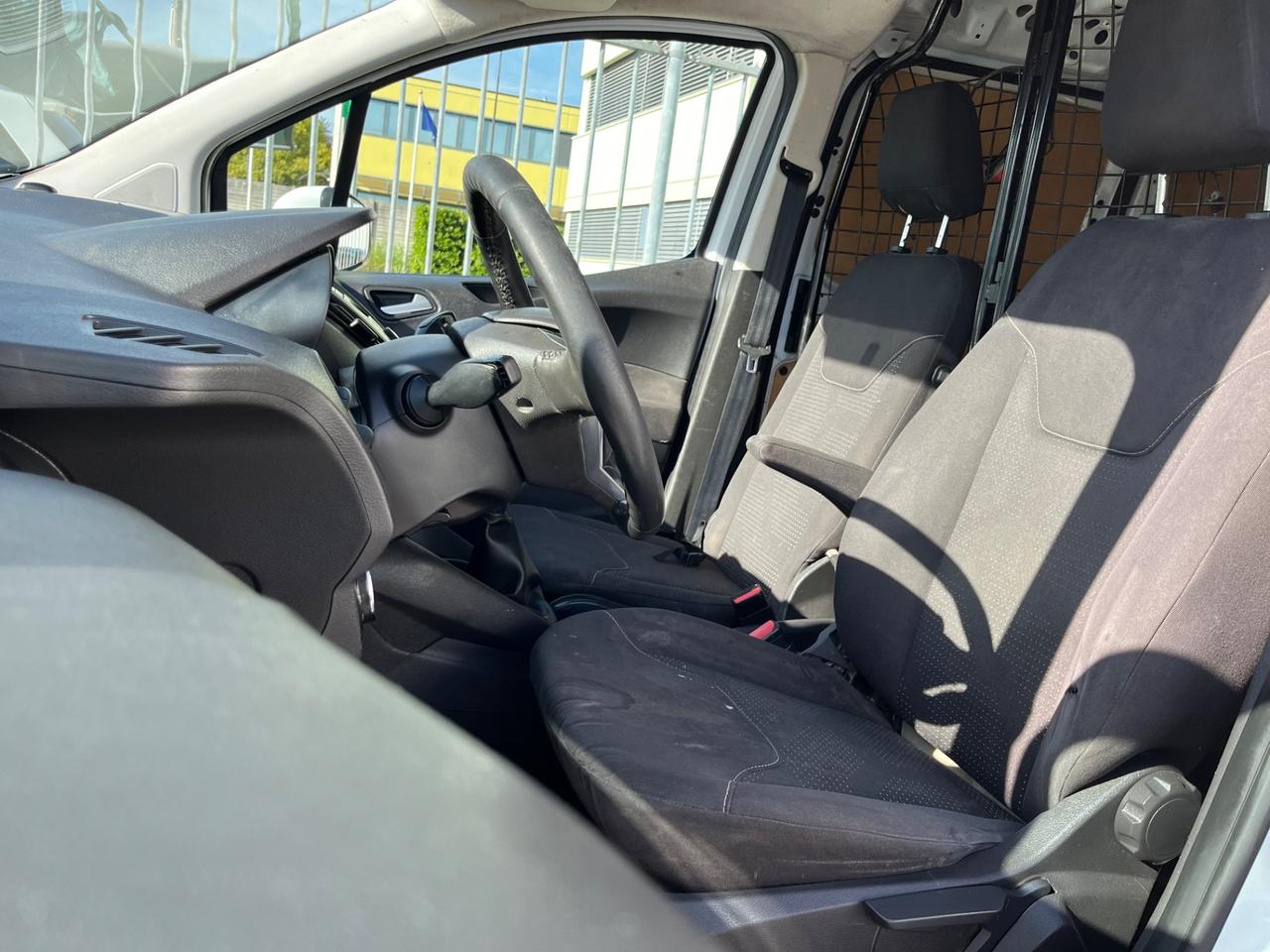 Ford Transit Courier 1.5 TDCi 75CV IVA INCLUSA