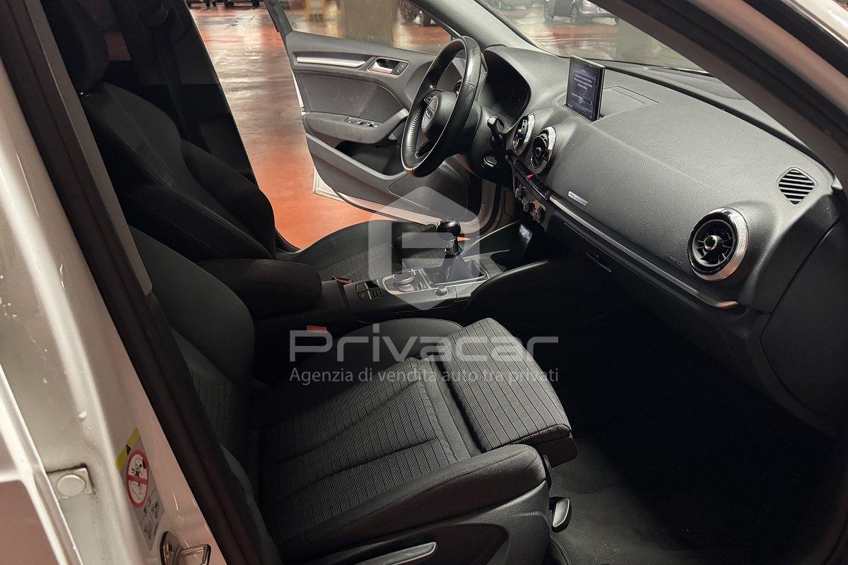 AUDI A3 SPB 1.6 TDI 116 CV Business