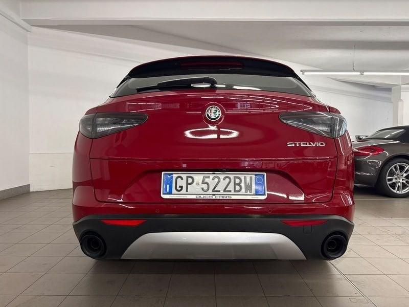 Alfa Romeo Stelvio 2.2 TD 160 CV AT8 RWD