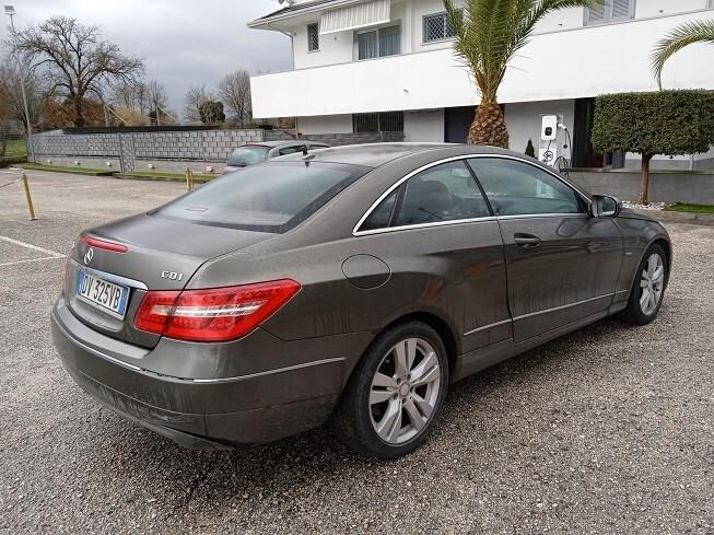 Mercedes-benz E 250 Coupè CDI BlueEFFICIENCY Avantgarde