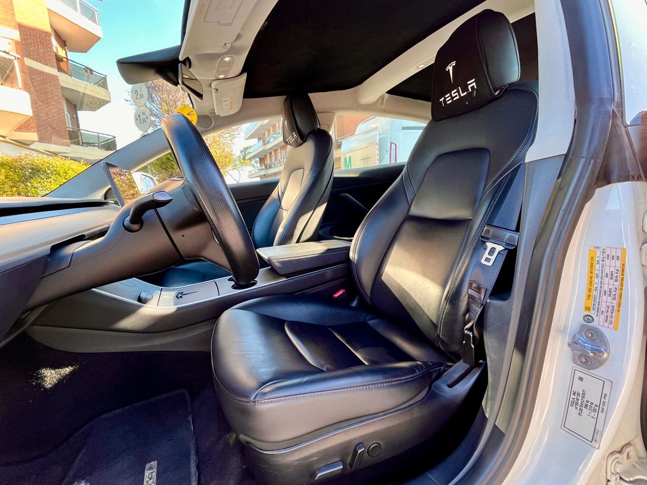 Tesla Model 3 Model 3 Standard RWD Plus