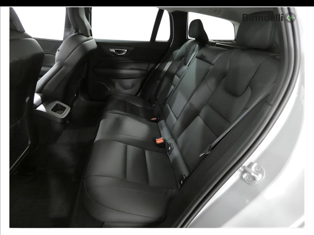 VOLVO V60 CC (2018-2024) - V60 Cross Country B4 (d) AWD automatico Ultimate