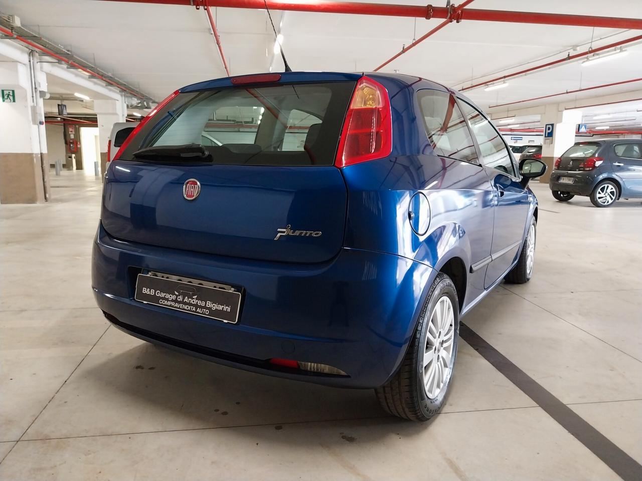 Fiat Grande Punto 1.3 MJT 90 CV 3 porte Emotion - ok neopatentati