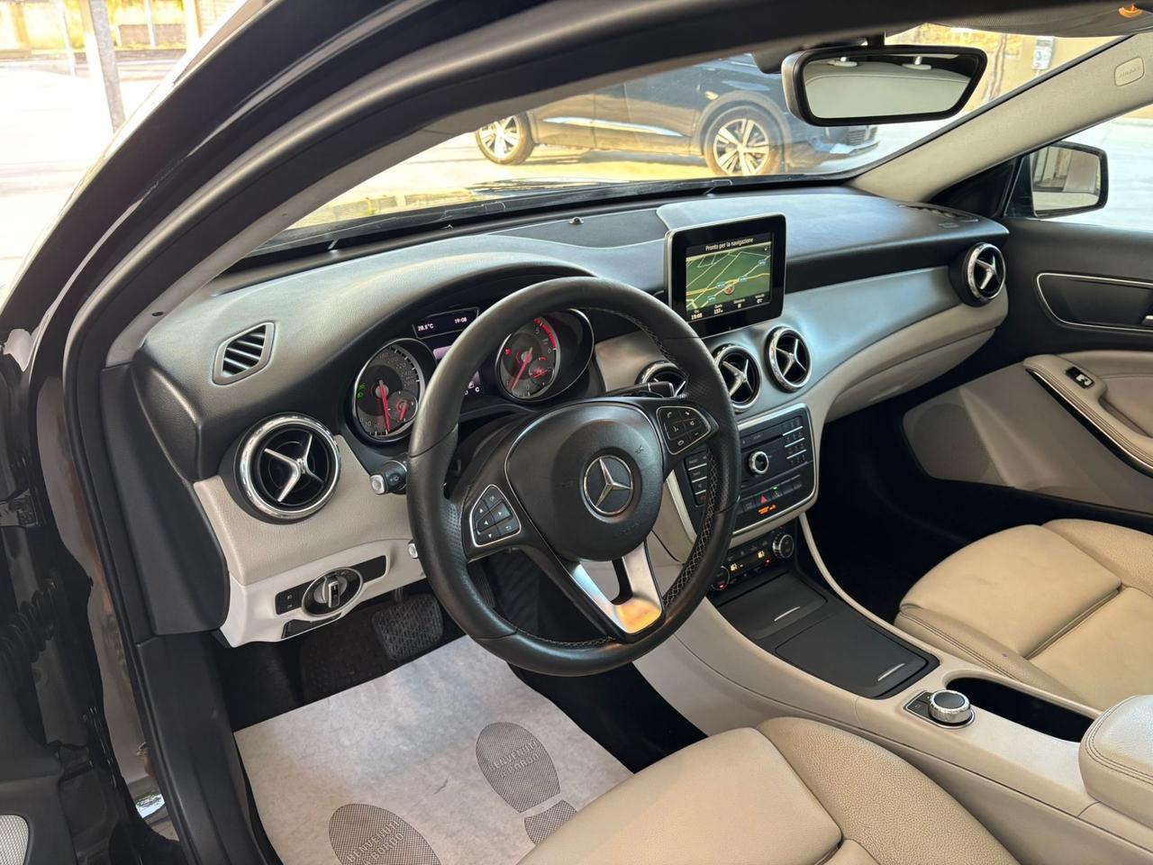 Mercedes-benz GLA 200 d Executive