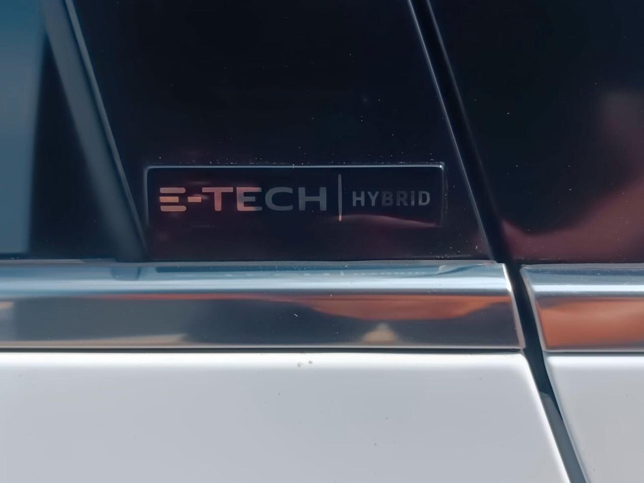 Renault Clio Full Hybrid E-Tech 140 CV 5 porte Intens