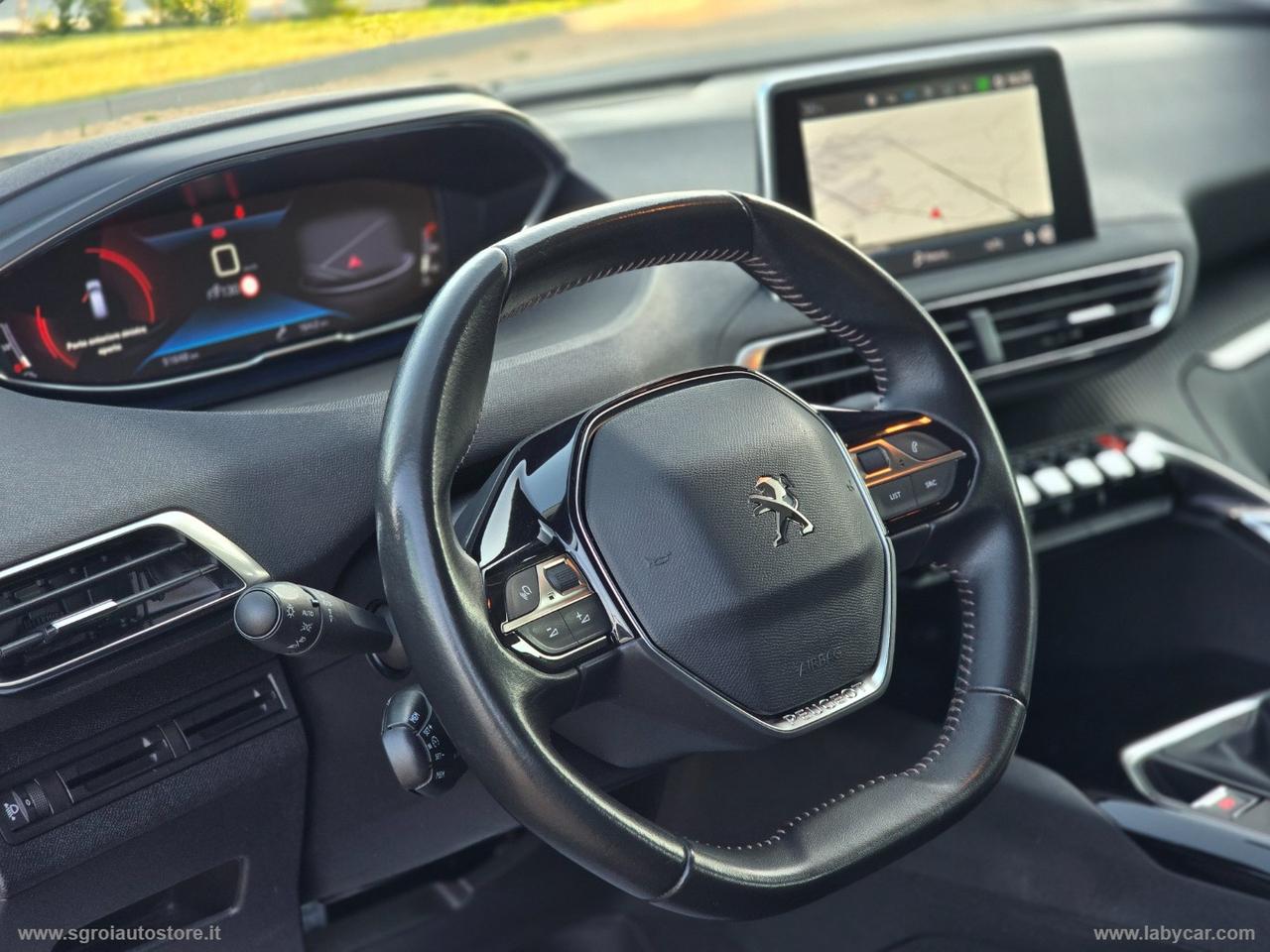 PEUGEOT 3008 BlueHDi 130 S&S Business