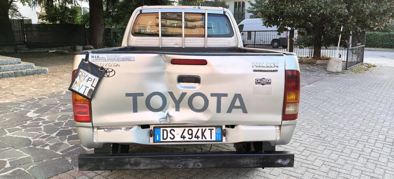 Toyota Hilux 2.5 D-4D 4WD Extra Cab PICK UP